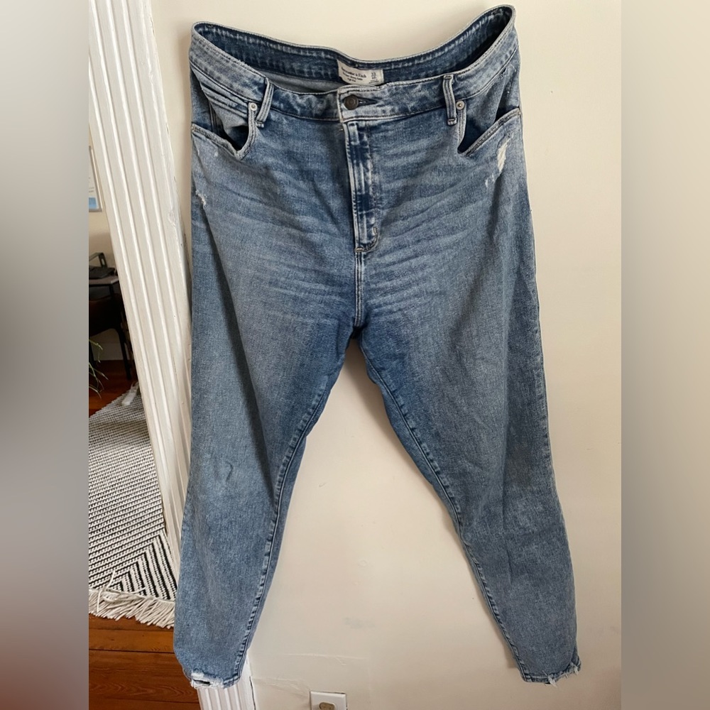 AF Skinny Jeans with Distressing